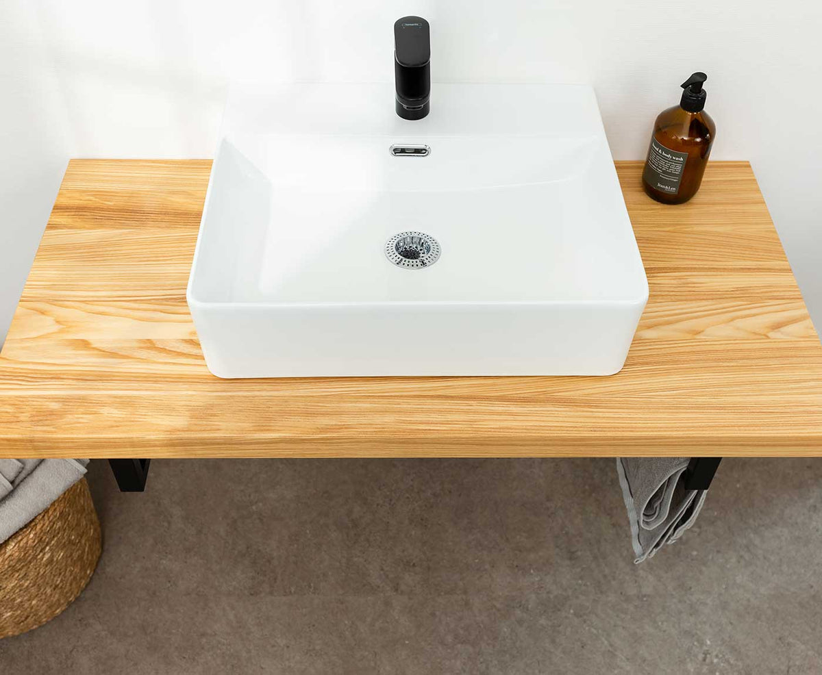 Waschtischplatte Esche mit Waschbecken und Seifenspender