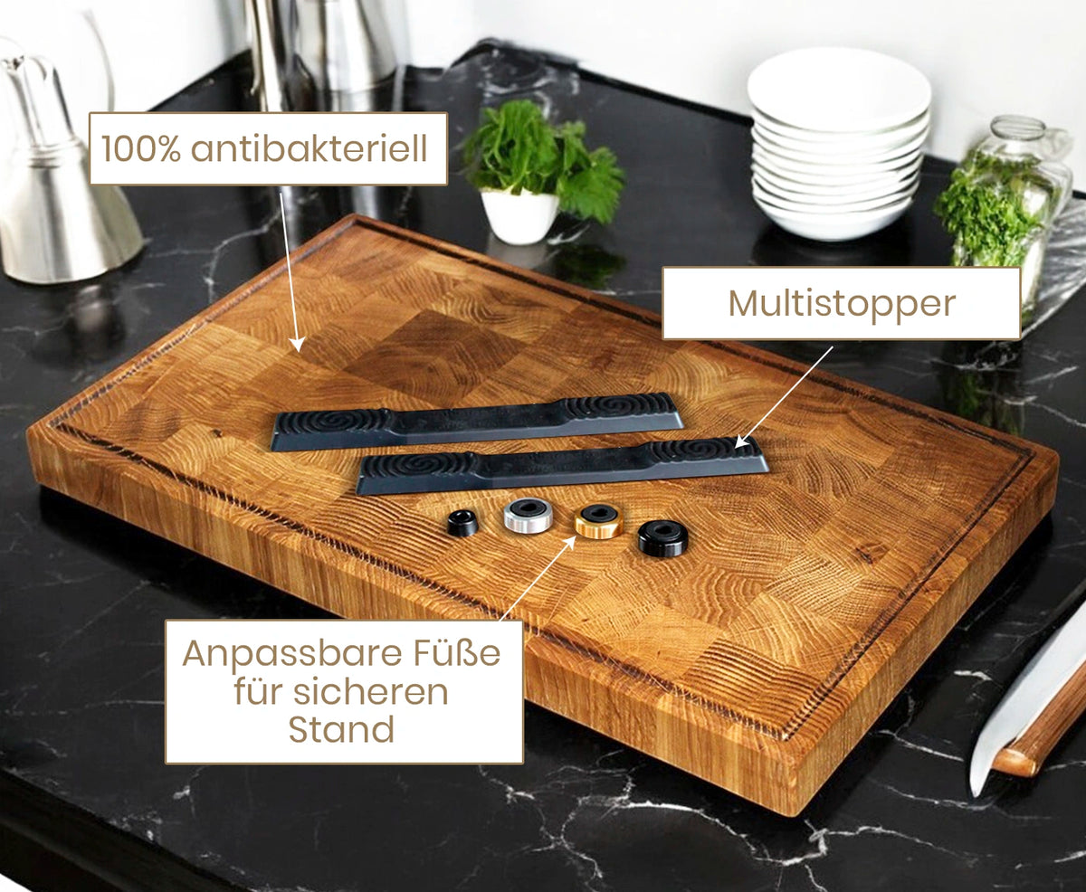 Verschiedenen Füße aus Gummi und Aluminium auf Schneidebrett Stirnholz und Hinweis: 100% antibakteriell.